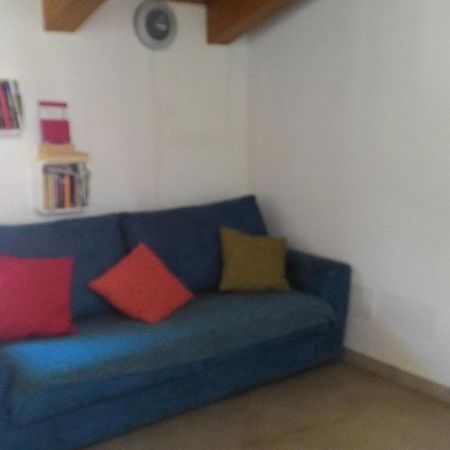 Casa Vacanze The Flea'S Home Фонди Екстериор снимка