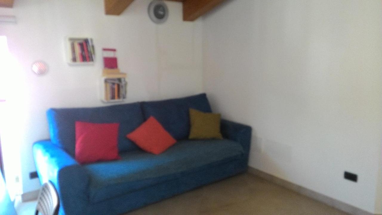 Casa Vacanze The Flea'S Home Фонди Екстериор снимка